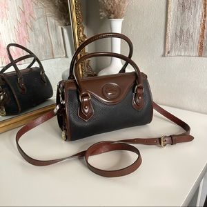 ✨SALE✨ Vintage Dooney & Bourke Satchel